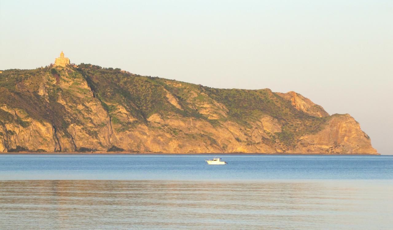 Tindari Village Camping 푸르나리 외부 사진