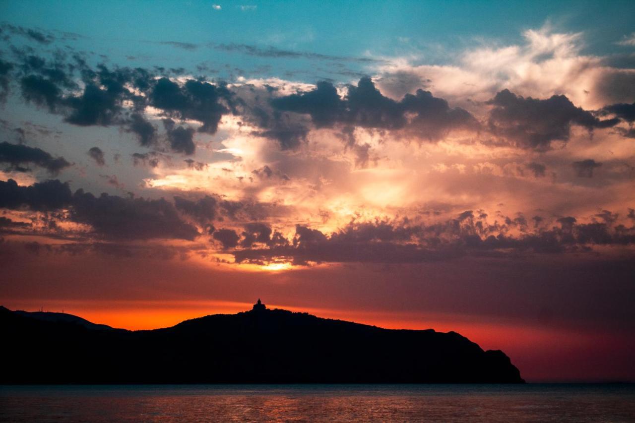 Tindari Village Camping 푸르나리 외부 사진